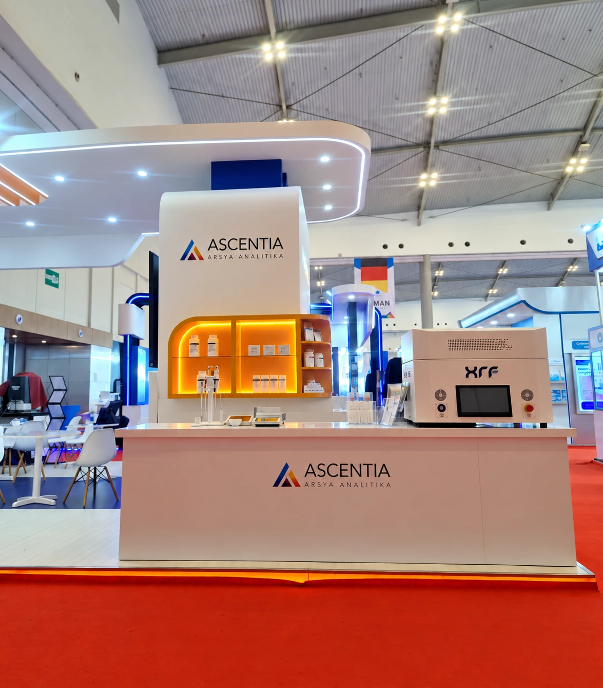 Meeting room with projector at Ascentia office